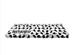 LEGOWISKO DLA ZWIERZĄT Czarne koty z indywidualnym napisem 80x70cm 008b