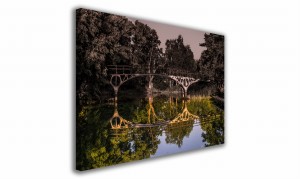 OBRAZ NA PŁÓTNIE 068 Most w lesie 90x60cm
