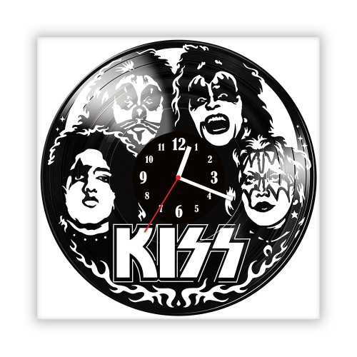 40.14 Kiss.jpg
