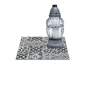 SZKLANA PODSTAWKA POD ZNICZE Z DEDYKACJĄ 30x30cm Mozajka 24f